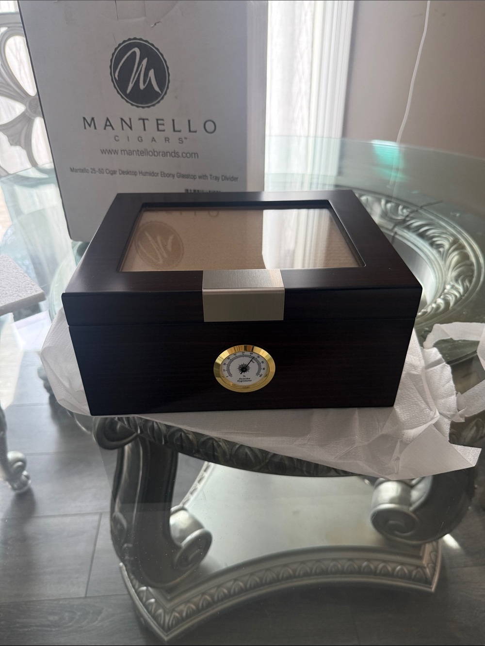 Dark Brown Desktop Humidor with Glass Top